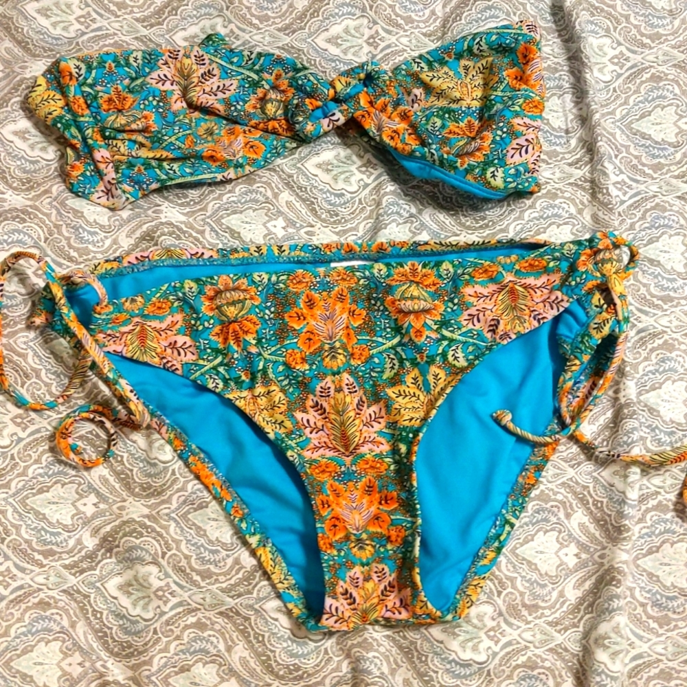 Paisley bikini